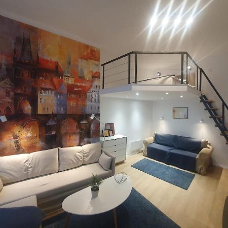 Petofi Apartment With Air Condition Budapest Esterno foto